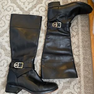 Michael Kors Boots Size: 7